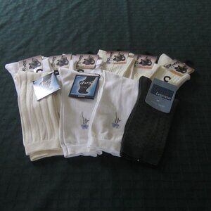 Lot - NEW 10 pr. Women's Dress Socks, LEGGS, HANES ULTIMATE One Size Mid Calf